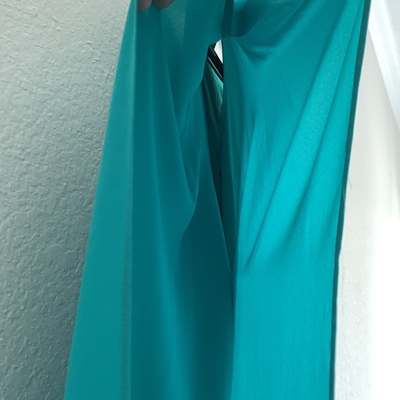 One shoulder dress - Picture 3 of 6